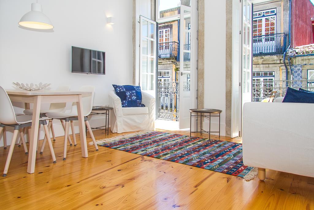Liiiving In Porto | Blue Flower Apartment Екстер'єр фото
